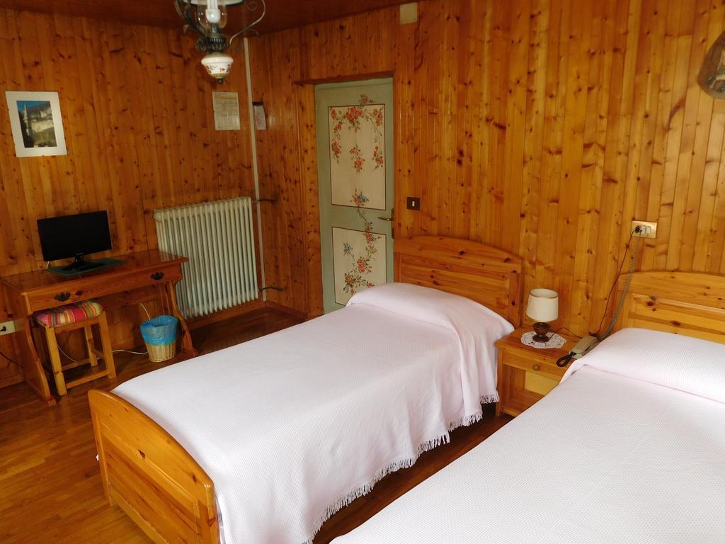 Antico Albergo Sant'Antonio Fonzaso Eksteriør billede