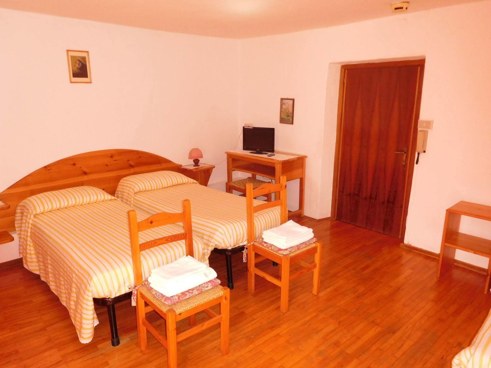 Antico Albergo Sant'Antonio Fonzaso Eksteriør billede